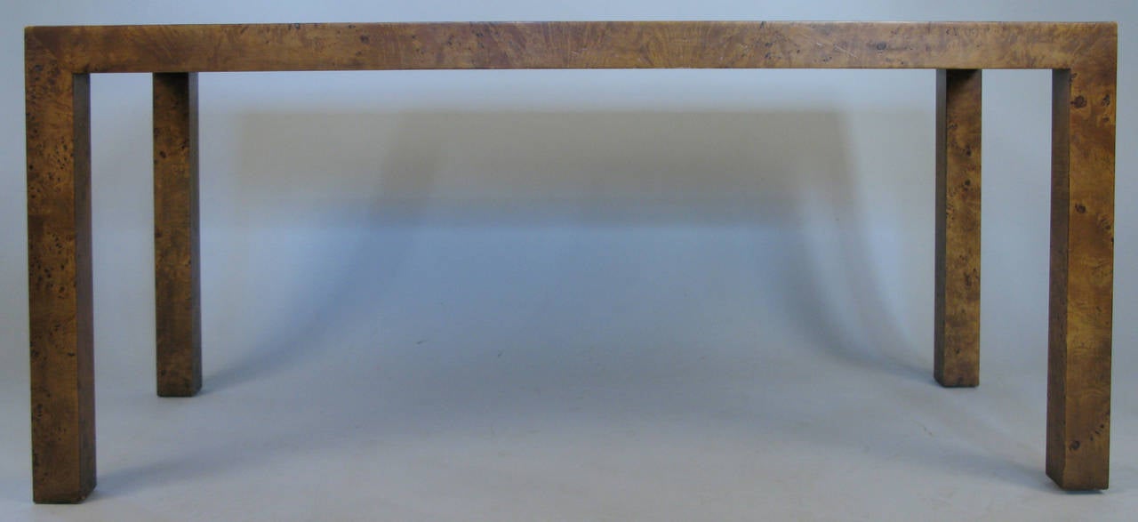 Modern Parsons Console Table in Burled Elm In Excellent Condition In Hudson, NY