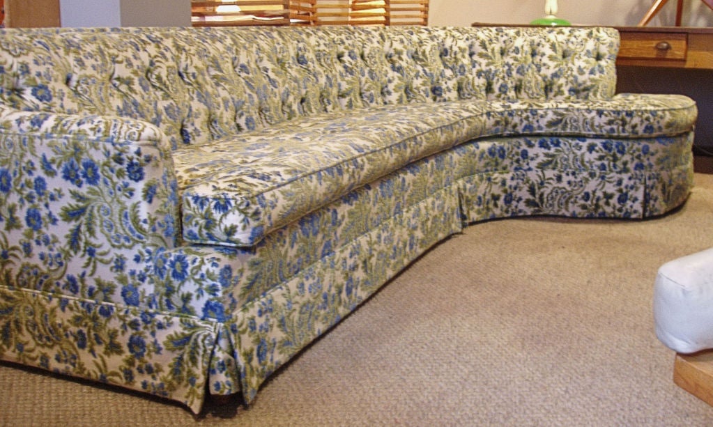 Mid-20th Century Vintage Hollywood Regency Curved and Tufted Sofa