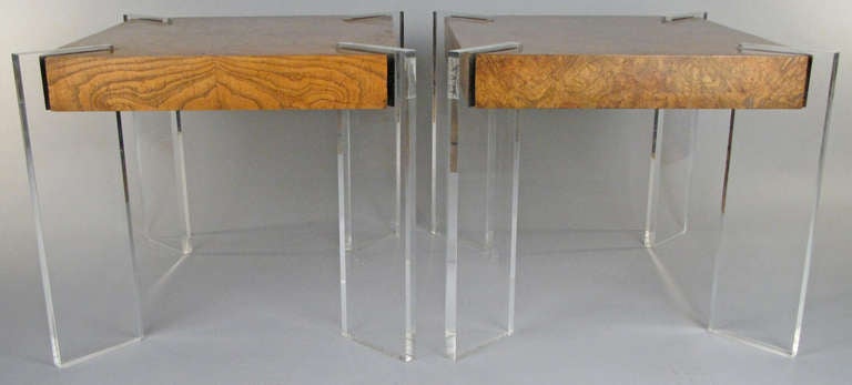 American Pair of Vintage Burled Elm and Lucite Tables by Kagan For Sale