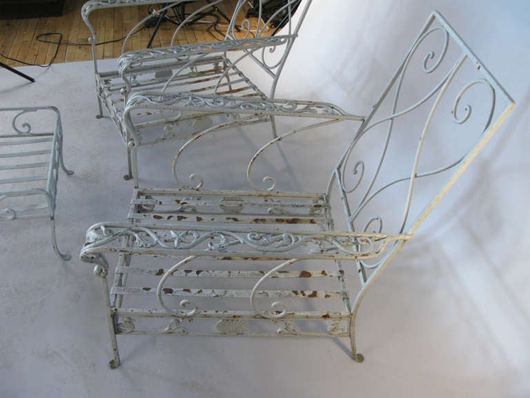 Pair of Antique Iron Seashell & Seahorse Garden Lounge Chairs In Excellent Condition In Hudson, NY
