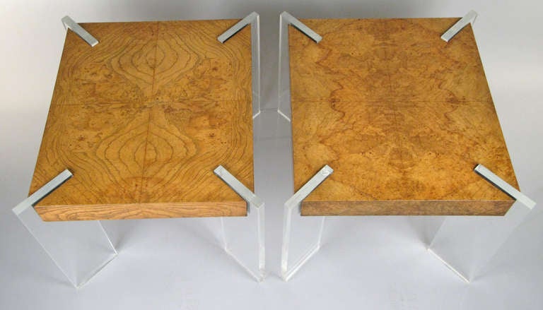 Pair of Vintage Burled Elm and Lucite Tables by Kagan In Excellent Condition For Sale In Hudson, NY