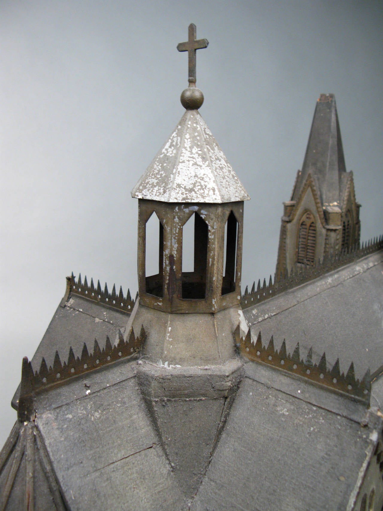 Handgefertigtes Kirchenmodell aus dem 19 3