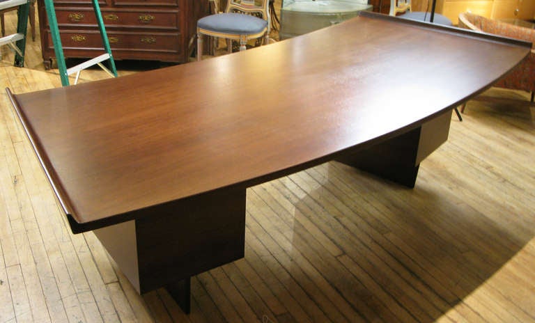 Mid-20th Century Curved Modern Executive Desk by Harvey Probber