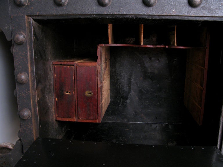 Exceptional Antique Cast Iron Hobnail Safe 1