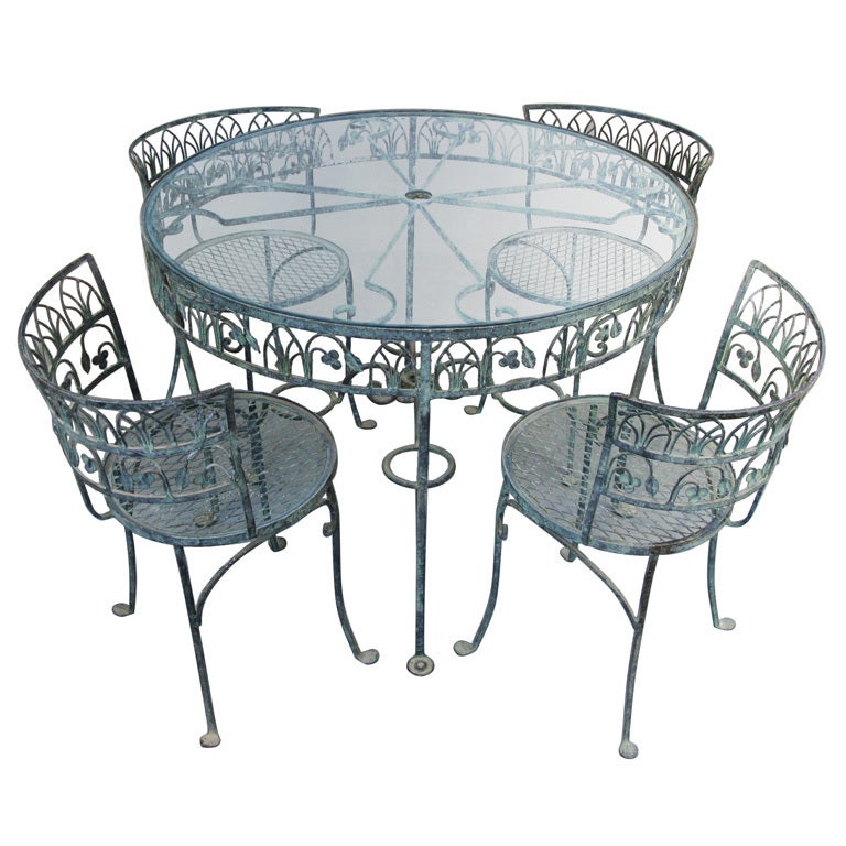 Elegant 1940's Wrought Iron Garden Table and Chairs at 1stdibs