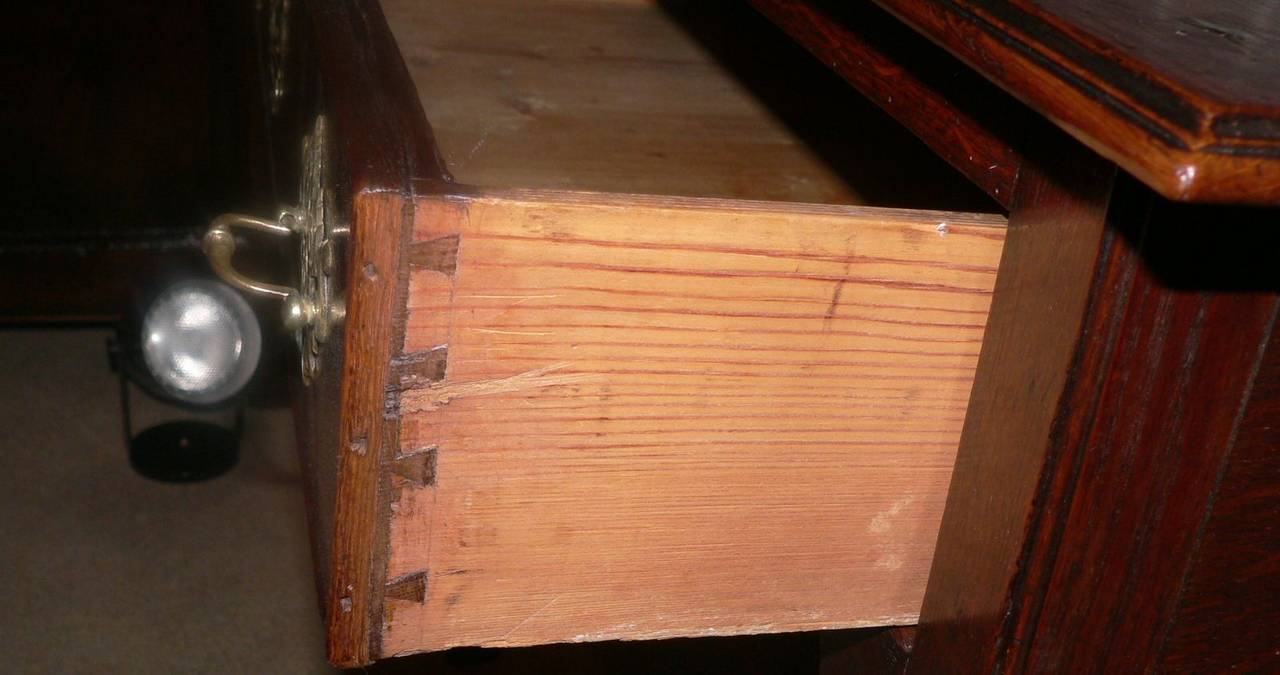 English 18th Century Oak Side Table 2