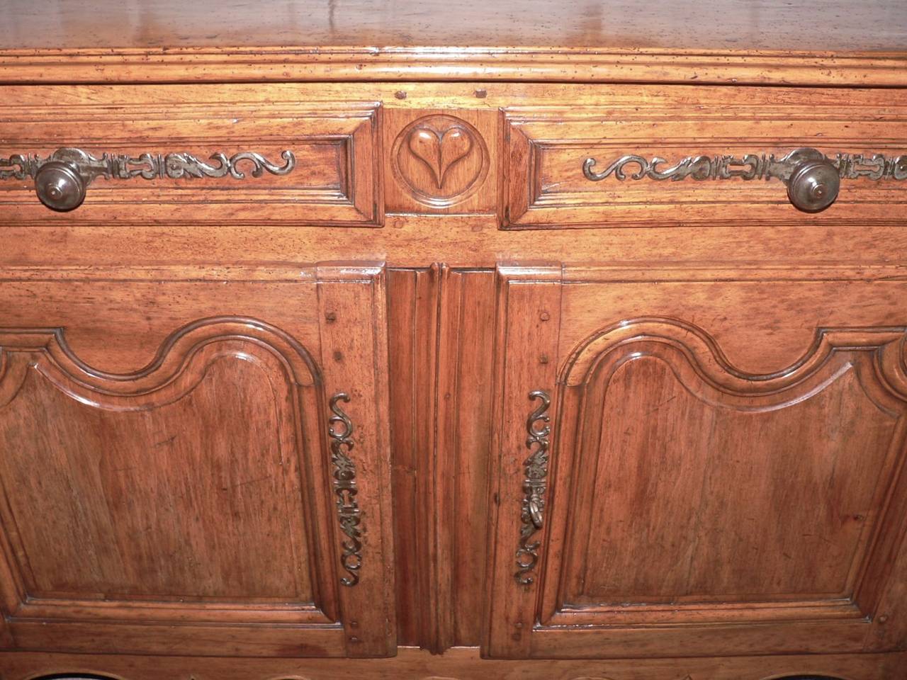 French Walnut and Applewood Buffet from Provence For Sale 1
