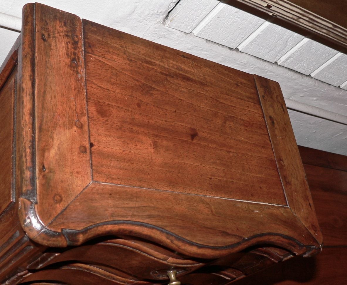 Miniature French Provencal Walnut Commode In Excellent Condition In Pasadena, CA