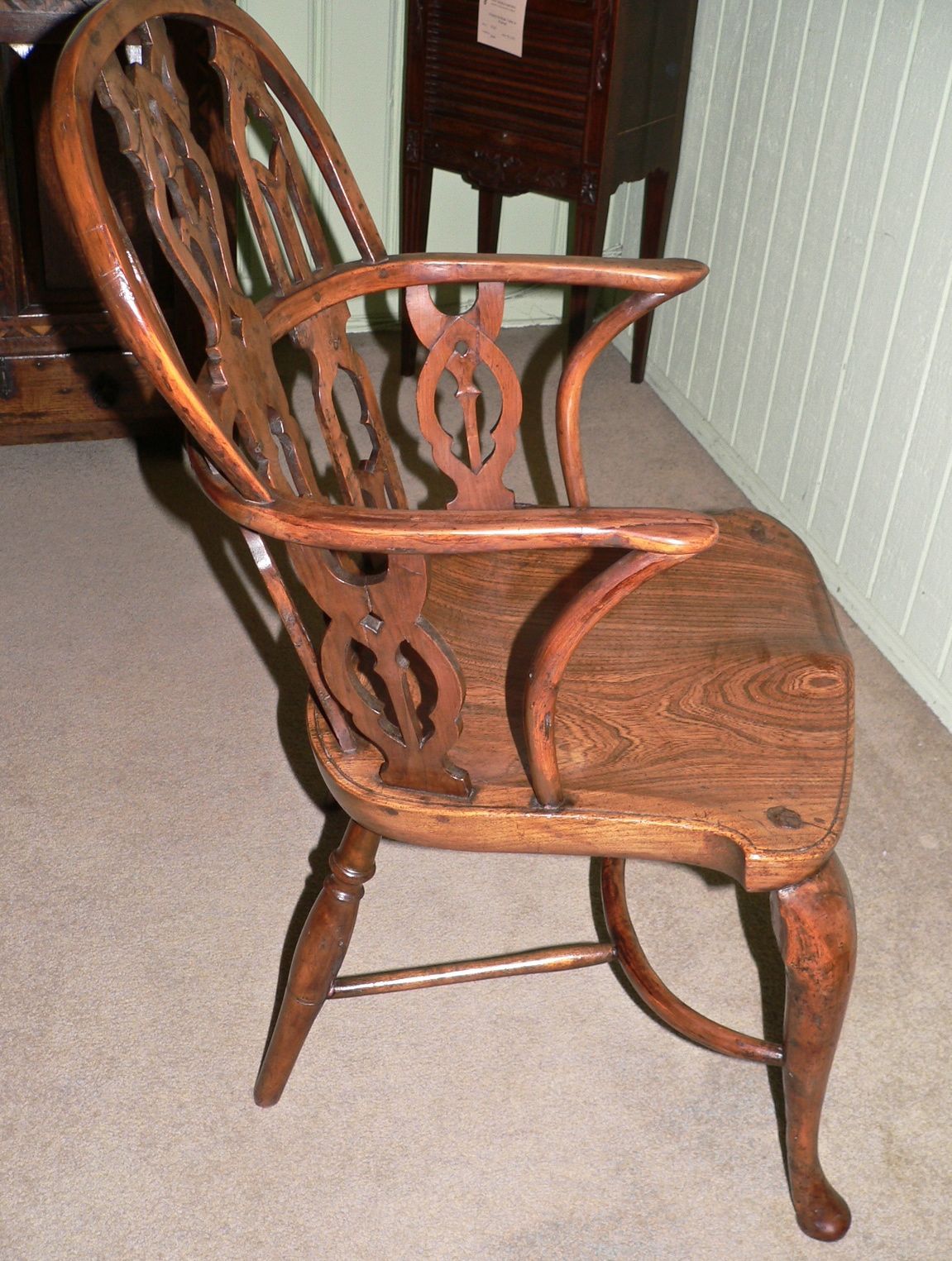 Country English 18th Century Gothic Windsor Chair in Yew and Elm