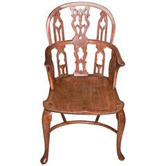 English 18th Century Gothic Windsor Chair in Yew and Elm