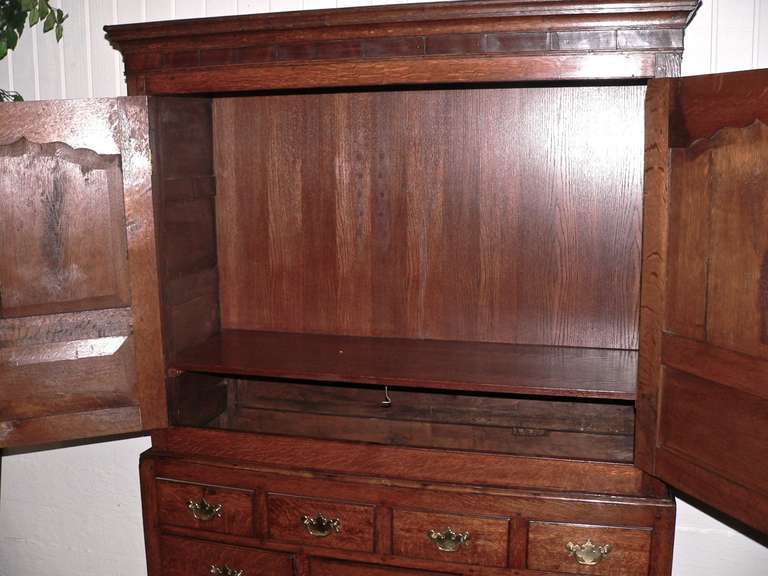 Welsh 19th Century Oak Press Cupboard For Sale 4