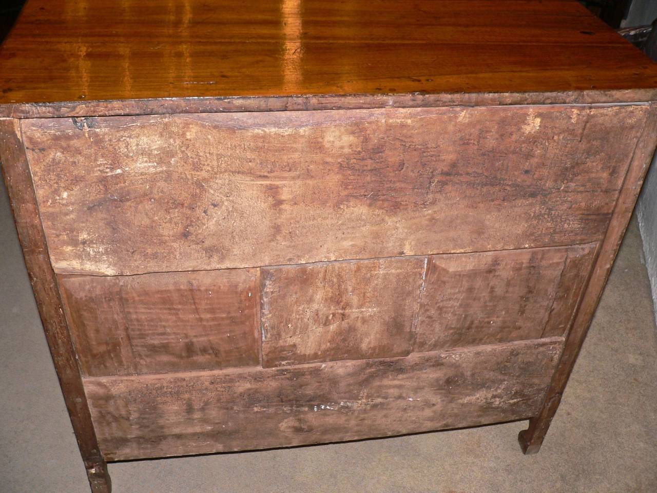 French Walnut Buffet from Provence For Sale 2