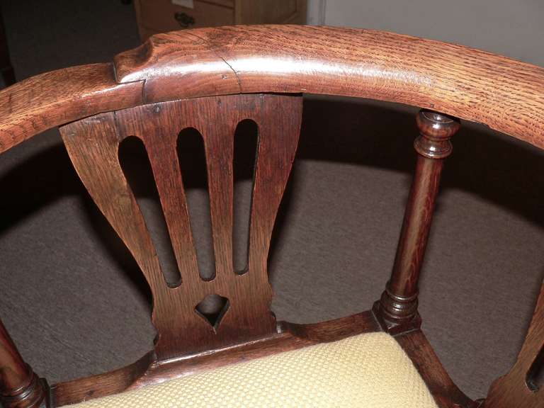 Country English Oak 18th Century Corner Chair