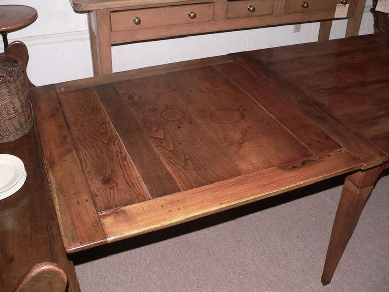 French Brittany Extending Farm Table 1