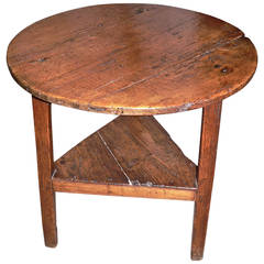 Welsh 19th Century Pine Cricket Table with Shelf