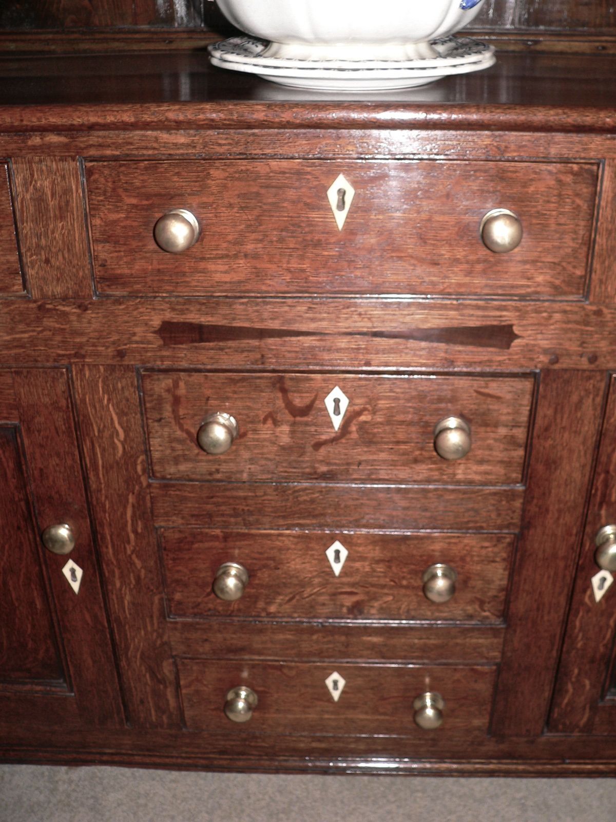 Mid-19th Century Welsh 19th Century Oak Dresser For Sale