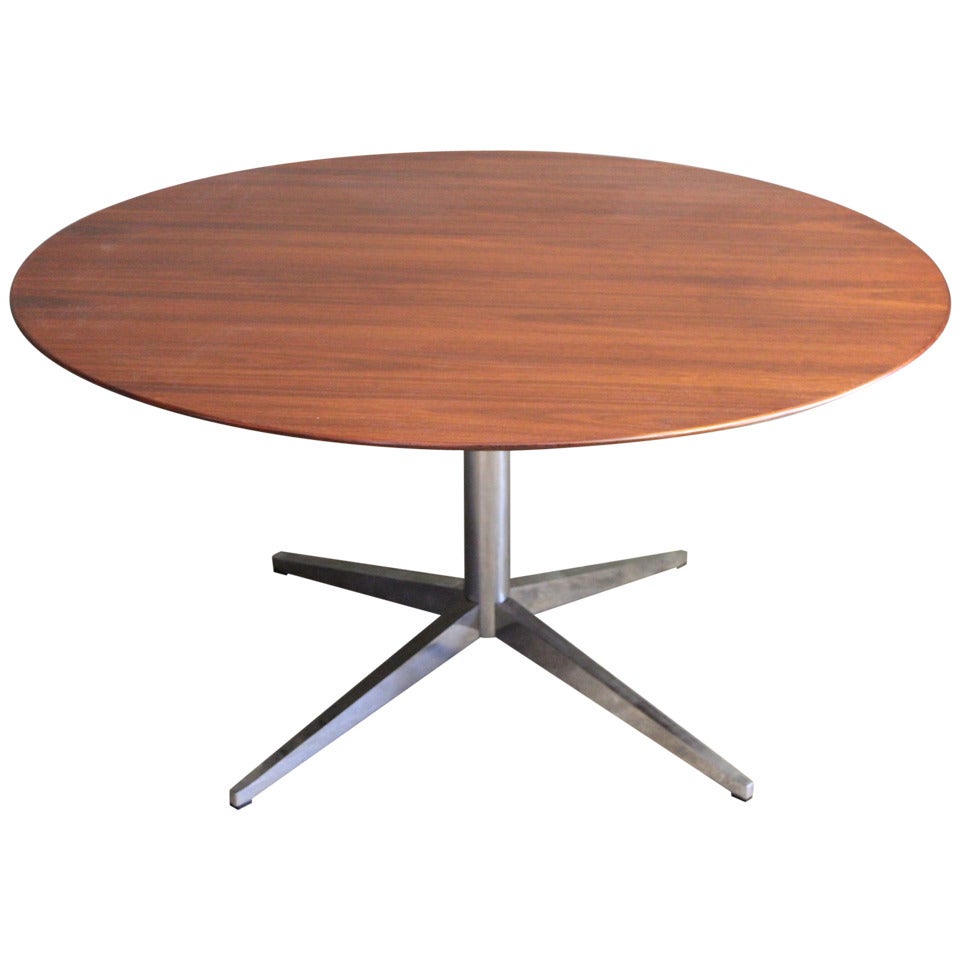 Walnut Dining Table by Florence Knoll For Sale