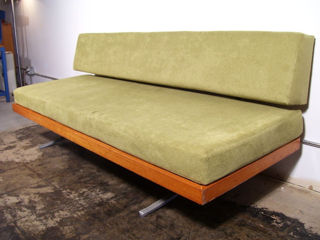 Daybed With a Stainless Steel Base