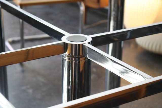 Andre dining table by Tobia Scarpa for Knoll 5