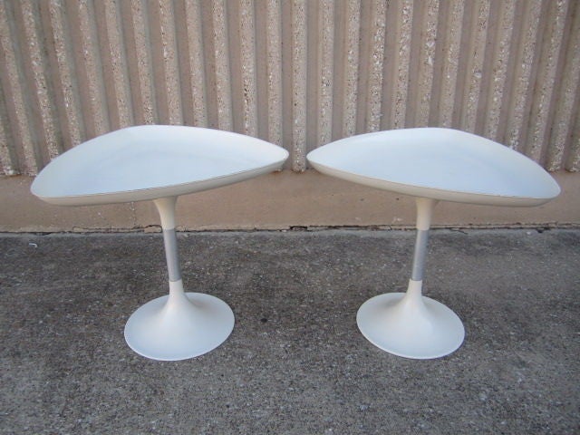 Pair of Saarinen inspired tulip tables