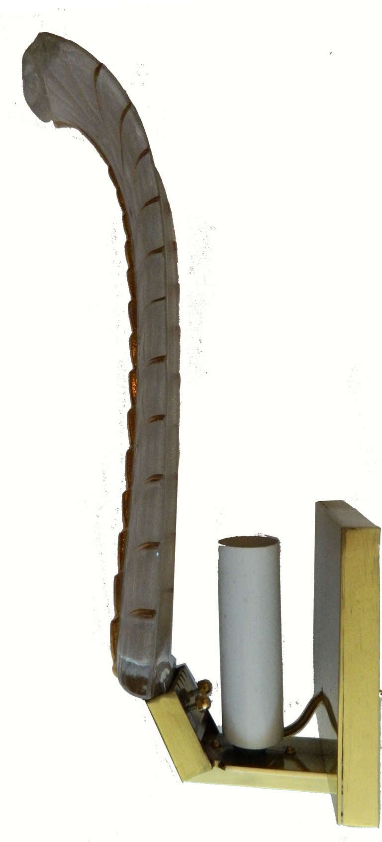 Venini Pareja de Apliques de Cristal de Murano Soplado en Oro y Blanco y Latón Italia siglo XX