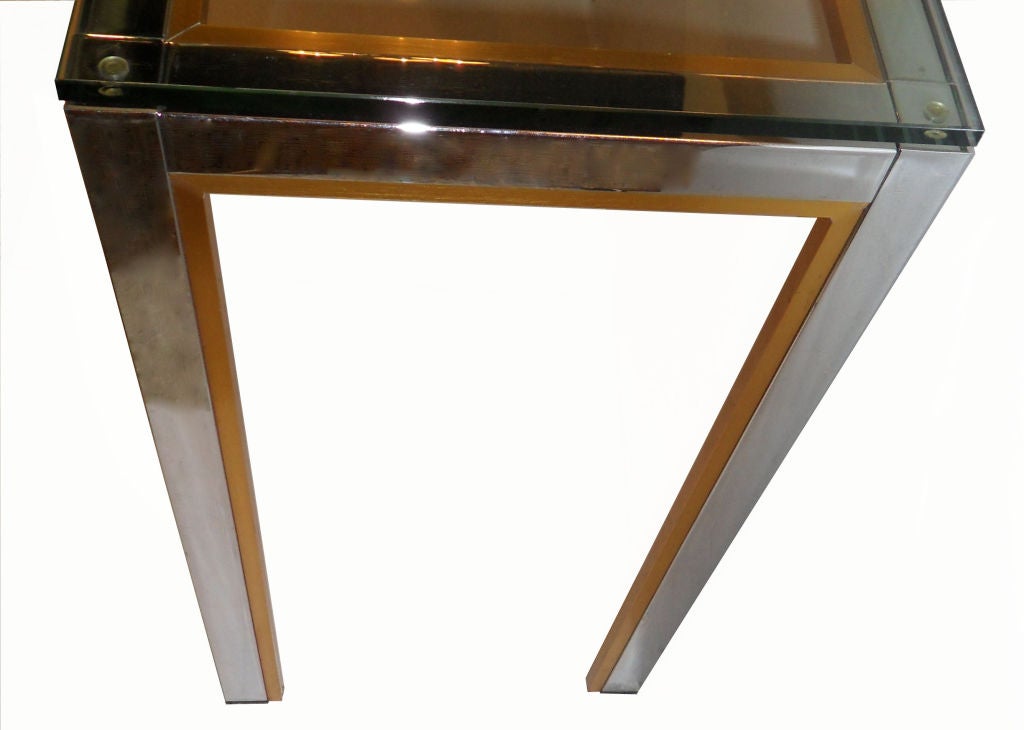 Poli Paire de consoles, tables d'entrée par Zilli en chrome et laiton avec plateau en verre transparent en vente