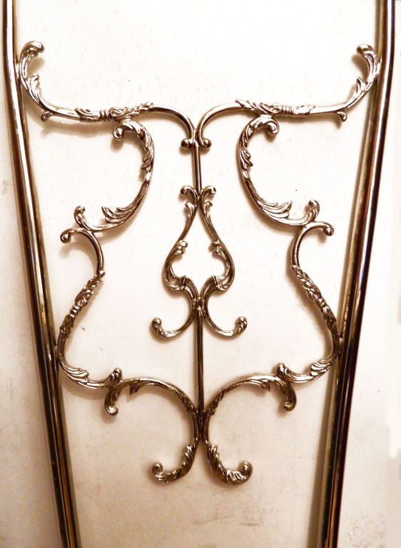 Ultrasuede Due sedie neoclassiche di Chiavari placcate in nichel Italia in vendita