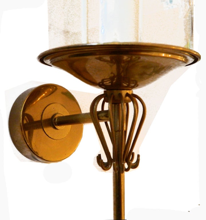 Very unusual and elegant pair of wall lantern sconces by Lunel France Paris. Two pairs available.Priced by pair
80w each.
US wired and in working condition..
Back plate : 2.1/4
