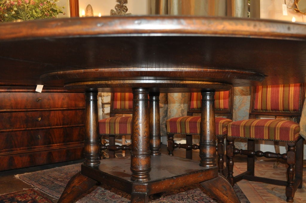Large Round Pedestal French Dining Table In Excellent Condition In Austin, TX