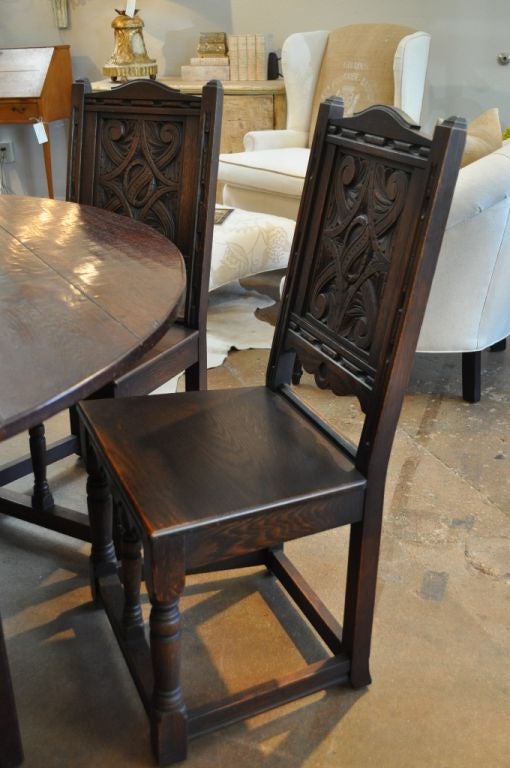 1890-1910 English set of 8 Carved Chairs including 2 Arm Chairs For Sale 5