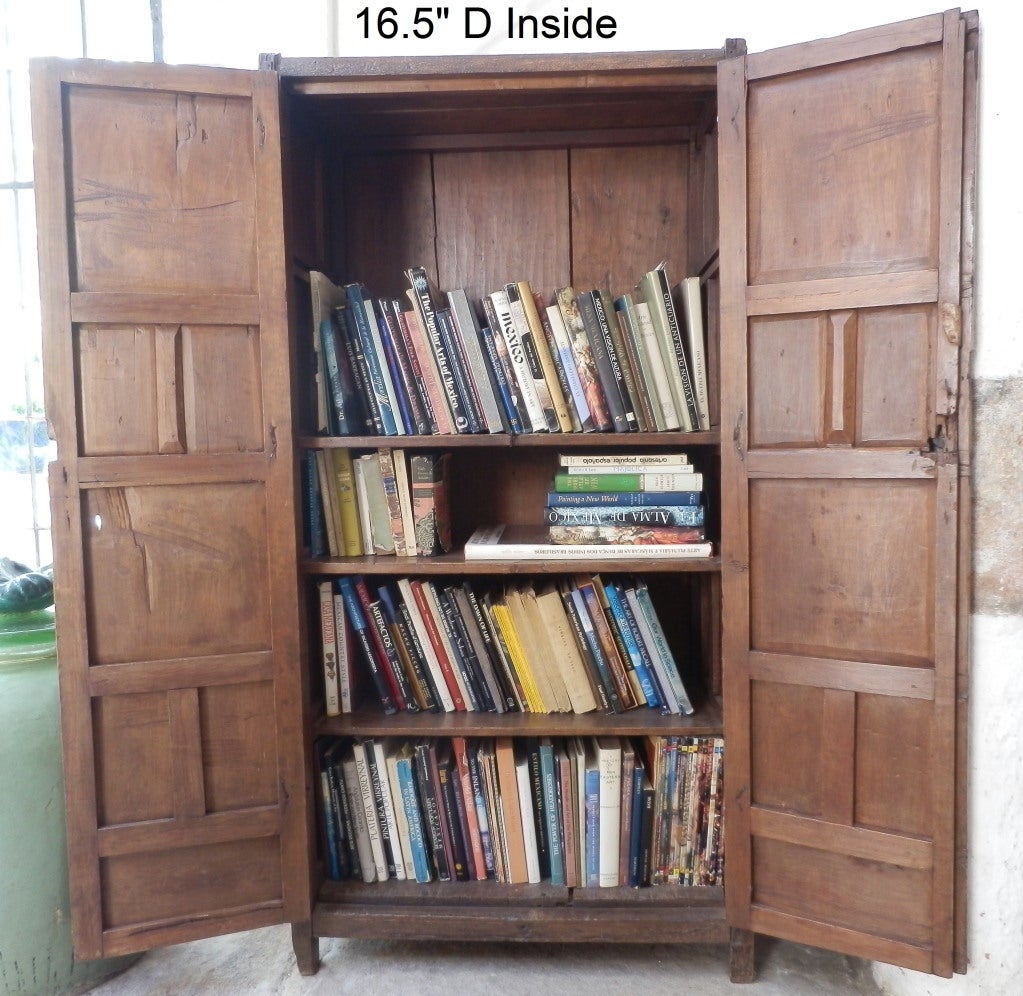 18th C Spanish Colonial Armoire with Secret Compartment In Good Condition For Sale In Nogales, AZ