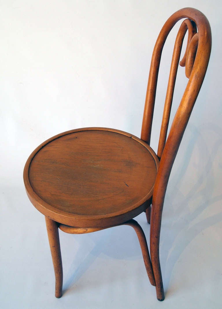 Set of 4 French Bentwood Bistro Chairs at 1stdibs