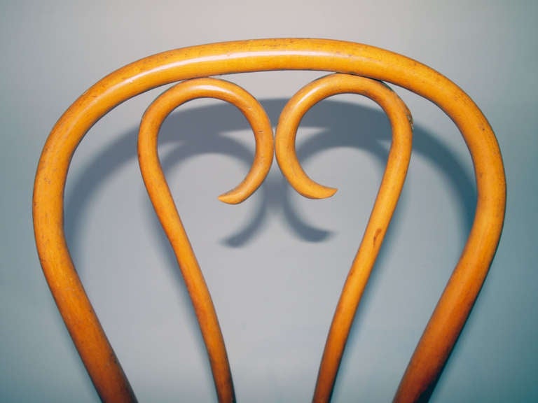 Set of 4 French Bentwood Bistro Chairs 5