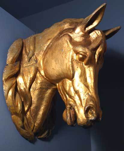 Tradesman horse head made of gilded tin
Early 20th C. 
France