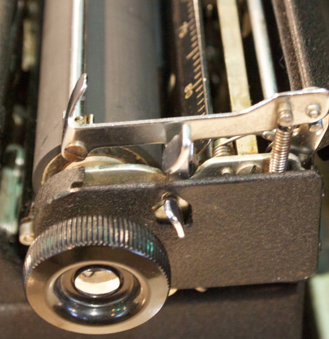 Classic 1940's Royal Typewriter In Good Condition In San Francisco, CA