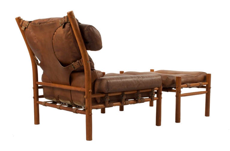 Mid-Century Modern Pair of Leather Lounge Chairs by Arne Norell