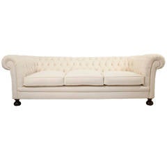 Tufted Chesterfield Sofa