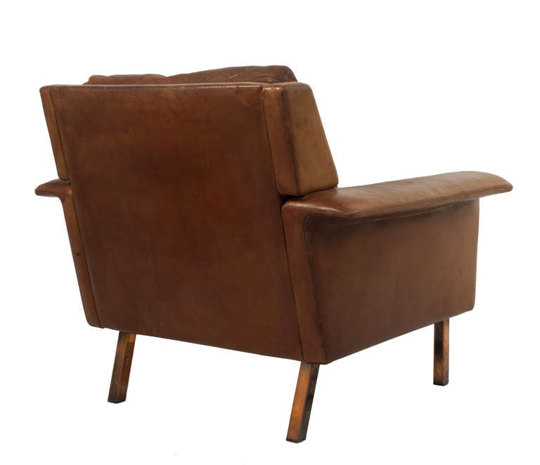 Mid-Century Modern Leather Lounge Chair by Arne Vodder