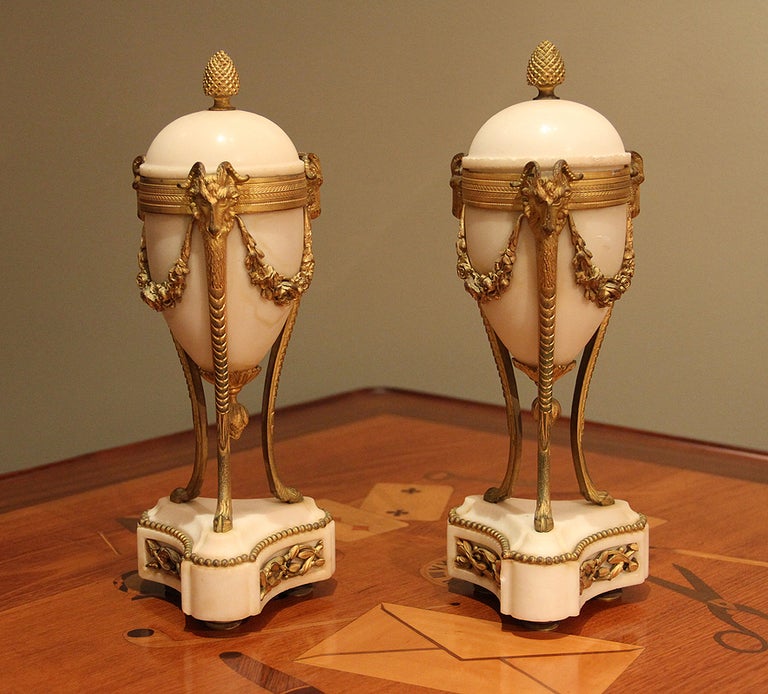 French Napoleon III Pair of Gilt Bronze and Alabaster Cassolettes