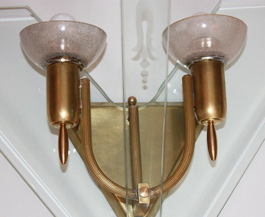 Pair of Glass and Brass Sconces 1950 In Good Condition In Encino, CA