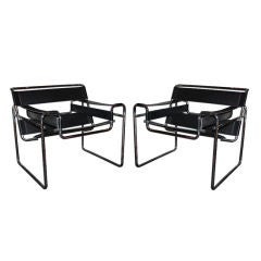 Marcel BREUER, Pair of Wassily Leather chairs 1970