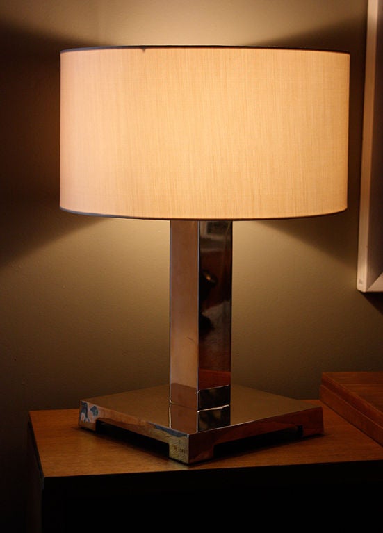 Greg MATHIAS<br />
Pair of polished bronze table lamps.<br />
<br />
Stamped 