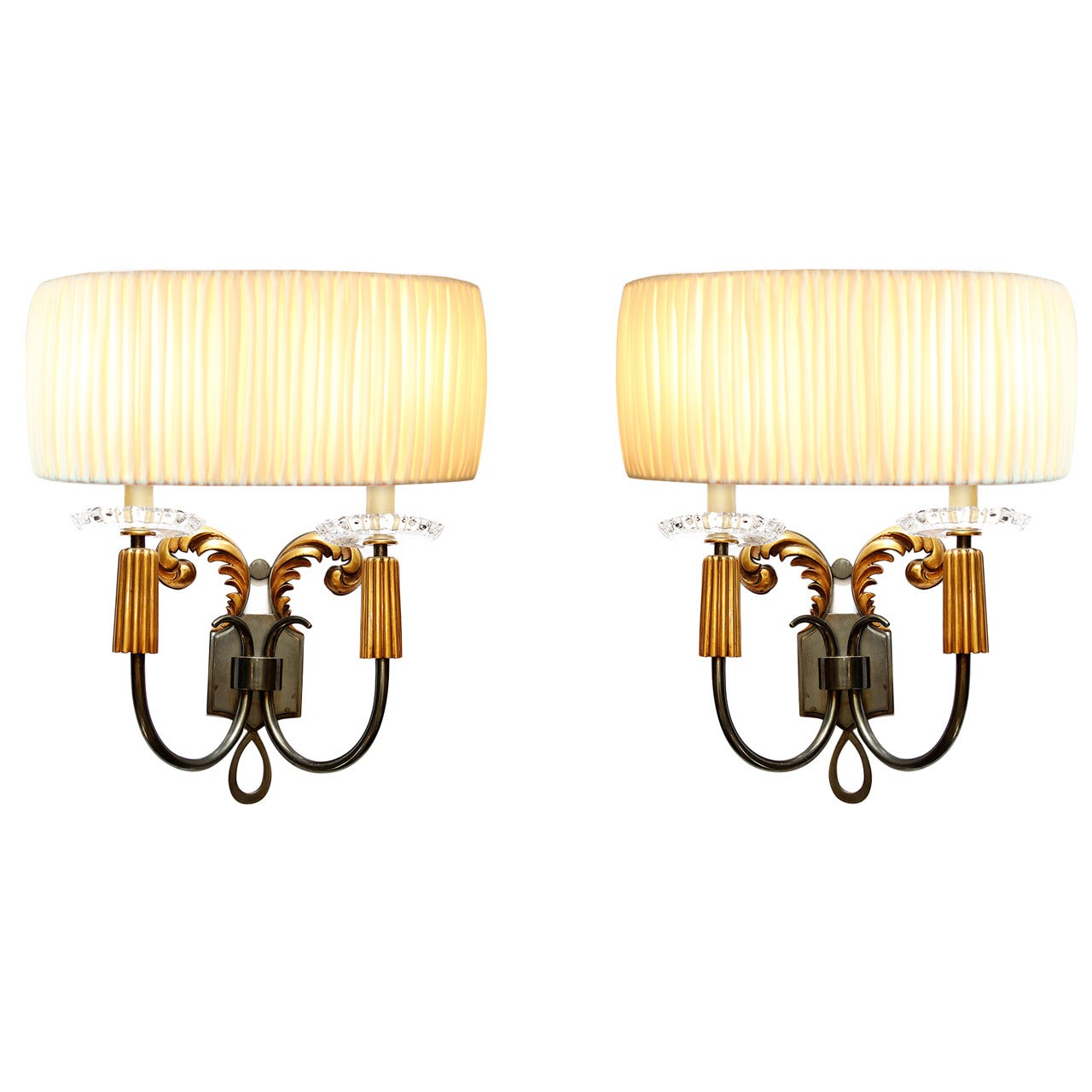 Elegante coppia di lampade francesi in bronzo degli anni '40