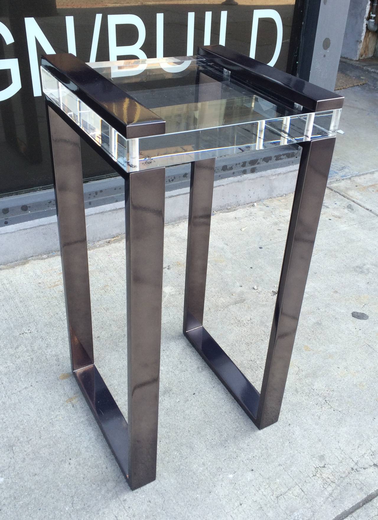 Pair of Charles Hollis Jones Side Tables in Lucite and Black Nickel, Signed In Good Condition In Los Angeles, CA