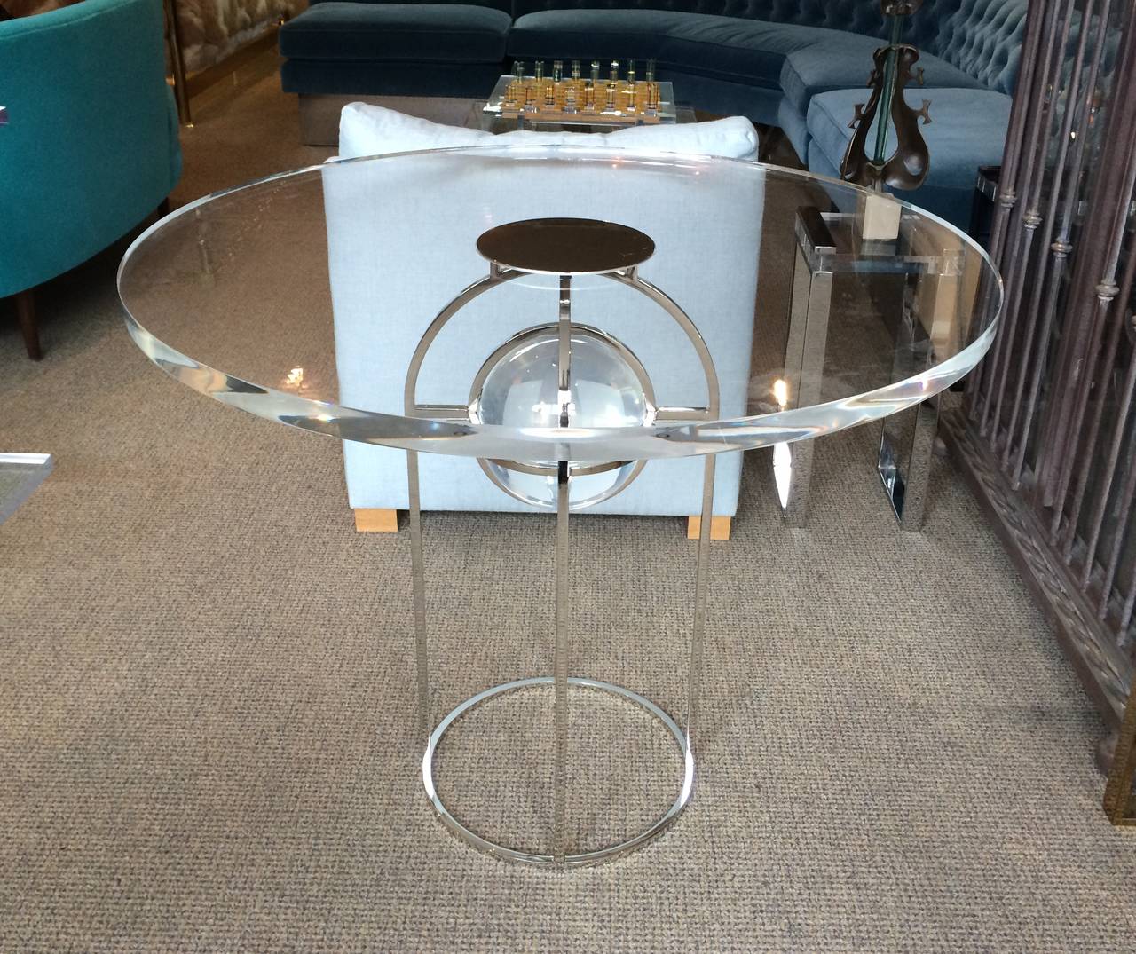 bullet dining table
