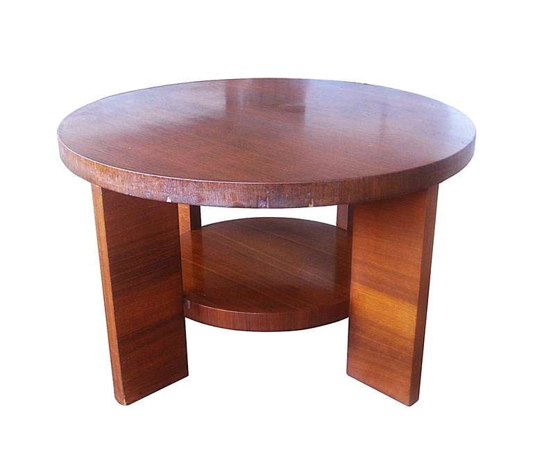 Beautiful two-tiered Art Deco side table perfect to be used as a side table or a standalone table.

The table is in original condition and it will be refinished in your choice of color at no additional charge.

Measurements:
30