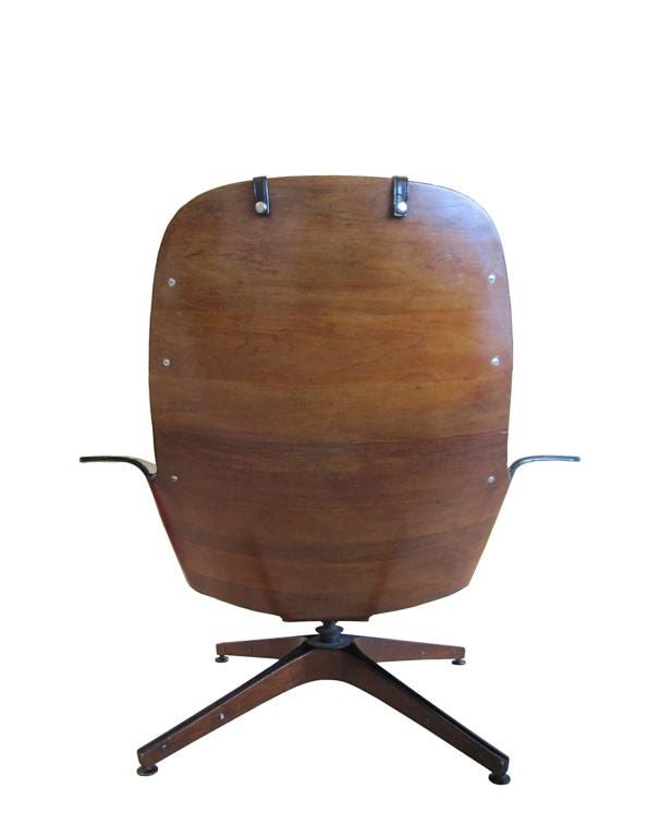 George Mulhauser  Plycraft 1950s Lounge Chair and Ottoman 1