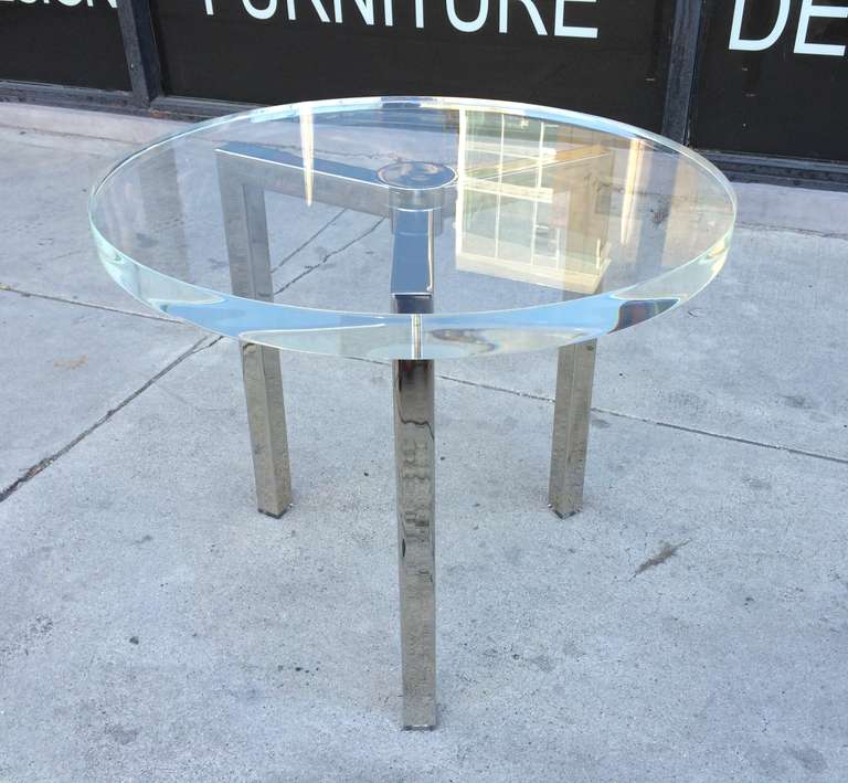 Mid-Century Modern Paire de tables d'appoint en lucite et nickel de Charles Hollis Jones en vente