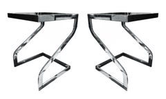 Magnifiques tables d'appoint en chrome & Verre par Design Institute of America