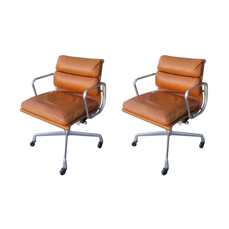 Charles & Ray Eames Soft Pad Desk Chair Swivel & Tilt